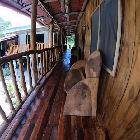 Tree House Samanea Lodge Puerto Limon Extérieur photo