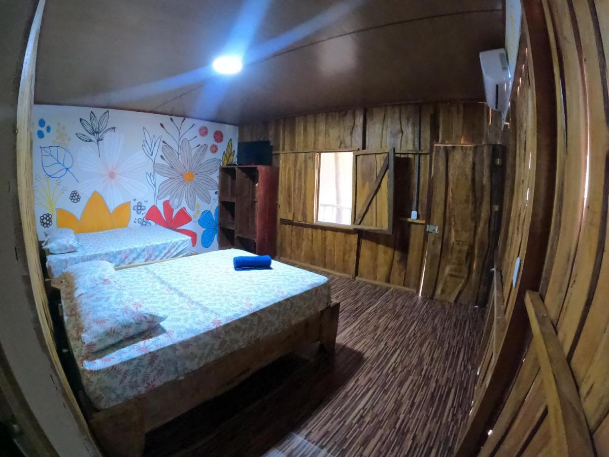 Tree House Samanea Lodge Puerto Limon Extérieur photo