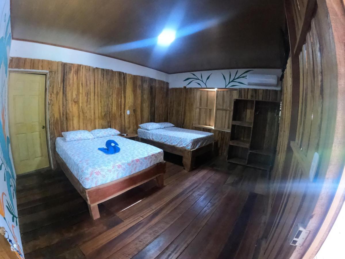 Tree House Samanea Lodge Puerto Limon Extérieur photo