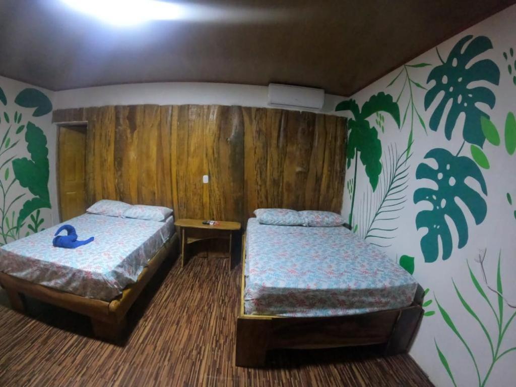 Tree House Samanea Lodge Puerto Limon Extérieur photo